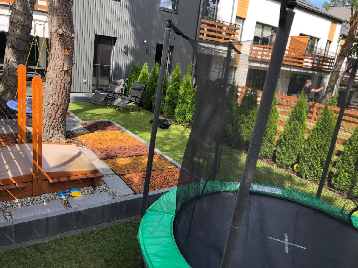 DebogorzeApartament Zatoka Deluxe Z Ogrodemアパートメント エクステリア 写真