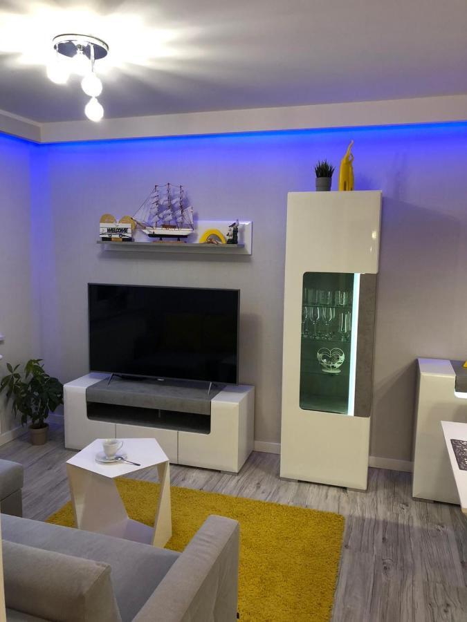 DebogorzeApartament Zatoka Deluxe Z Ogrodemアパートメント エクステリア 写真