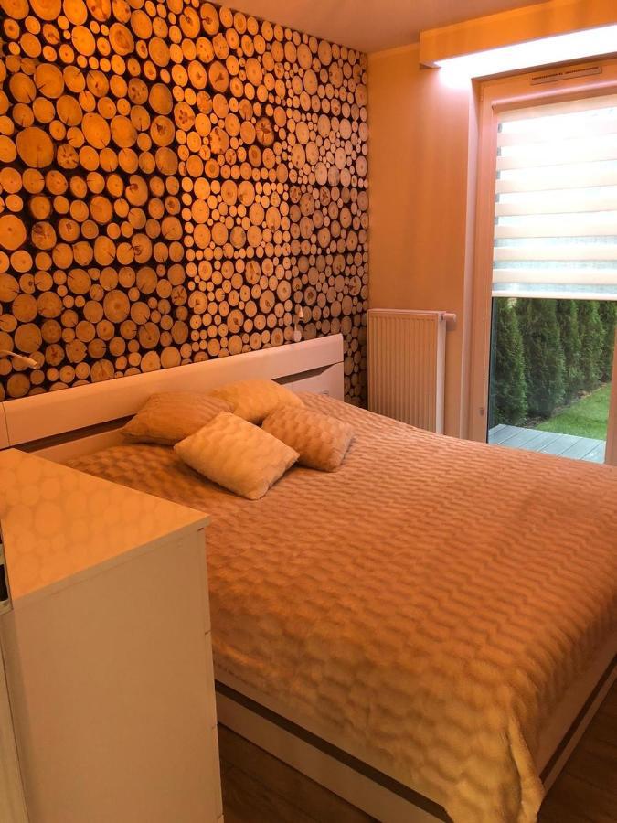 DebogorzeApartament Zatoka Deluxe Z Ogrodemアパートメント エクステリア 写真
